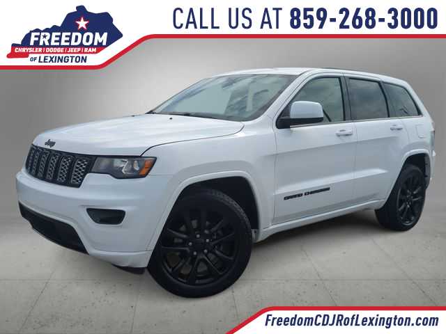 Thumbnail: 2018 Jeep Grand Cherokee - 1