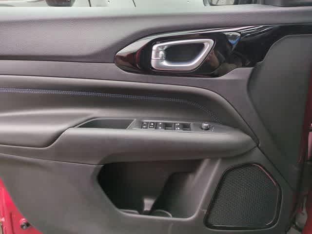 Thumbnail: 2026 Jeep Compass - 31