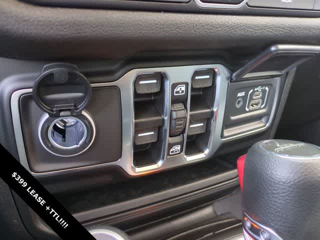 Thumbnail: 2025 Jeep Gladiator - 31