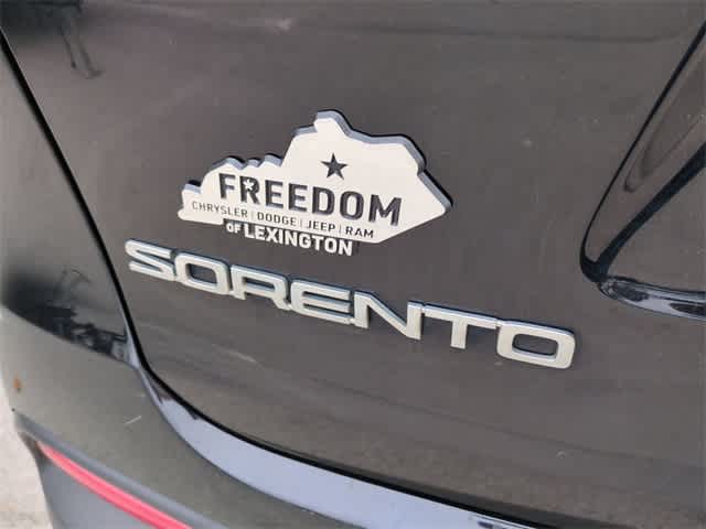 Thumbnail: 2016 Kia Sorento - 13