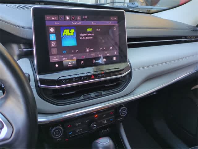 Thumbnail: 2022 Jeep Compass - 28