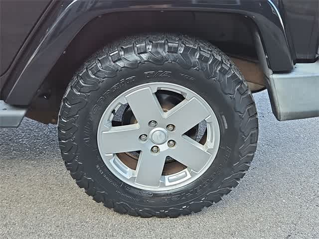 Thumbnail: 2012 Jeep Wrangler - 14