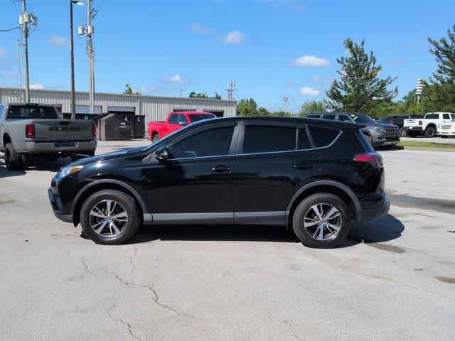 Thumbnail: 2018 Toyota RAV4 - 5