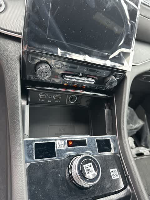 Thumbnail: 2025 Jeep Grand Cherokee L - 8