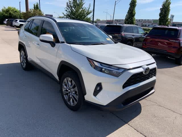 Thumbnail: 2022 Toyota RAV4 - 22