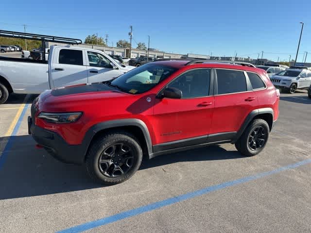 Thumbnail: 2019 Jeep Cherokee - 12