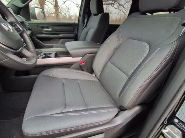 Thumbnail: 2026 RAM 1500 - 17