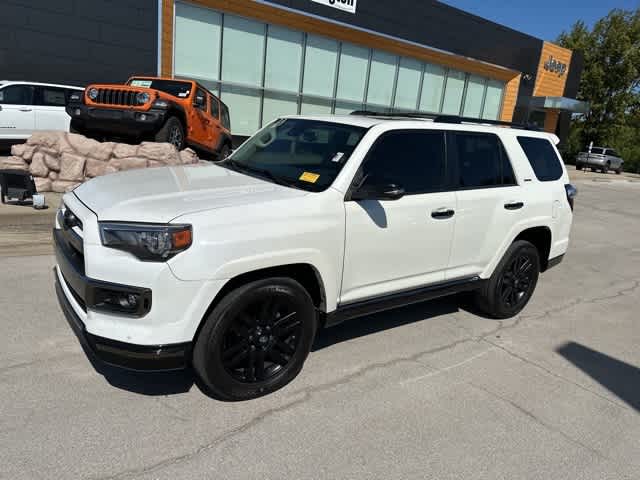 Thumbnail: 2021 Toyota 4Runner - 16