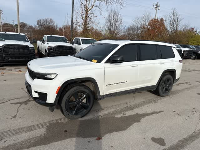 Thumbnail: 2023 Jeep Grand Cherokee L - 16