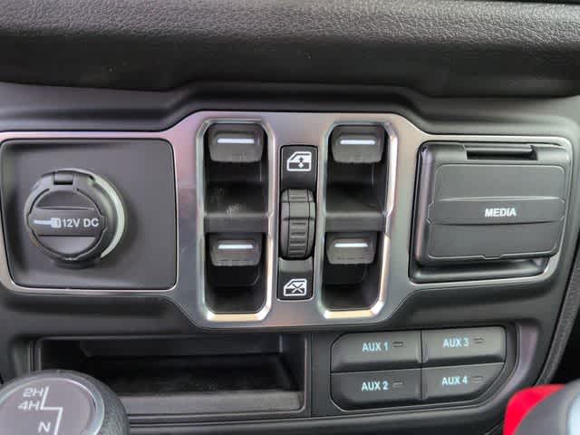 Thumbnail: 2026 Jeep Wrangler - 30