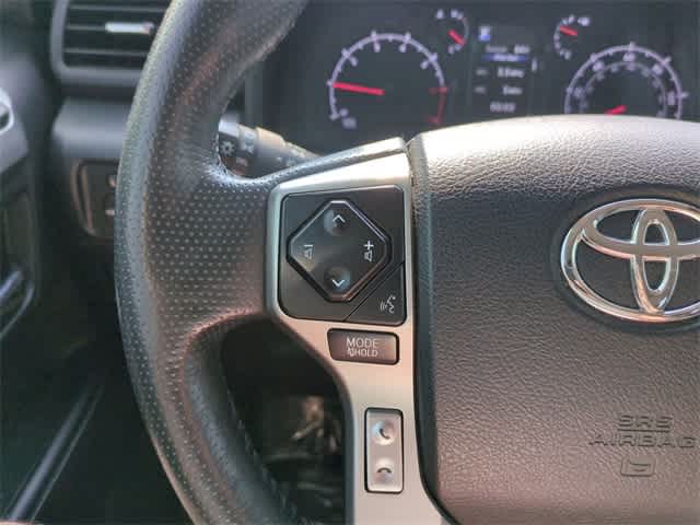 2023 Toyota 4Runner SR5 25