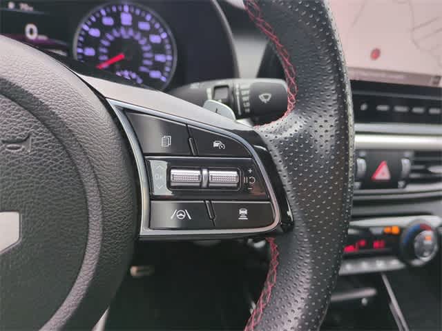 Thumbnail: 2023 Kia Forte - 25