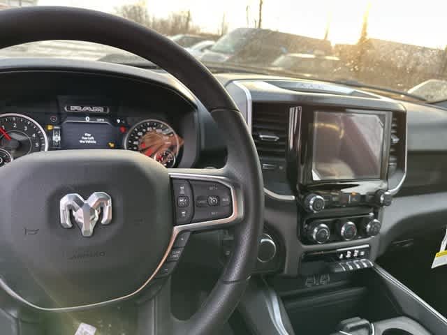 Thumbnail: 2026 RAM 1500 - 4