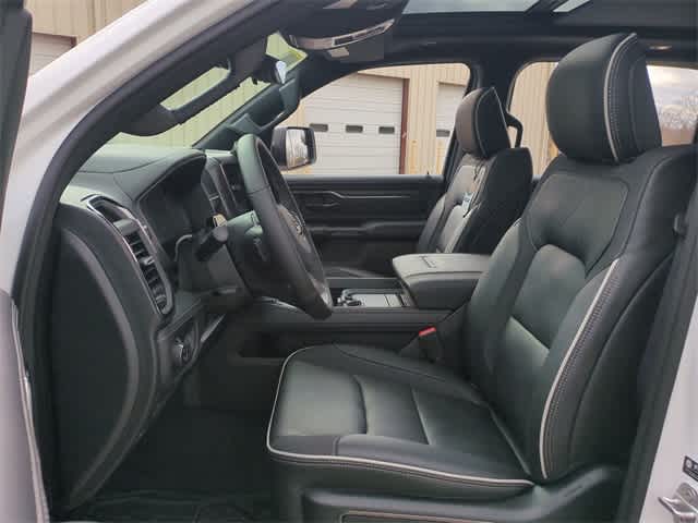 Thumbnail: 2026 RAM 1500 - 17