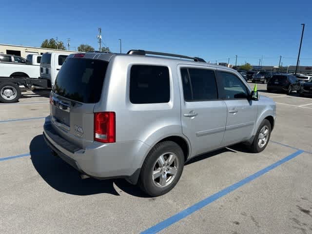 Thumbnail: 2011 Honda Pilot - 21