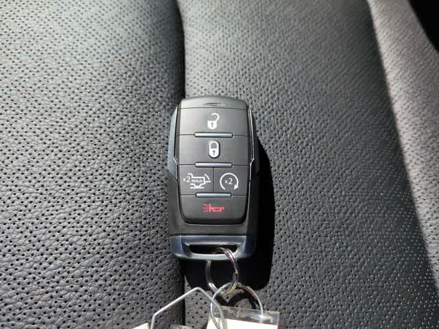 Thumbnail: 2026 RAM 1500 - 36