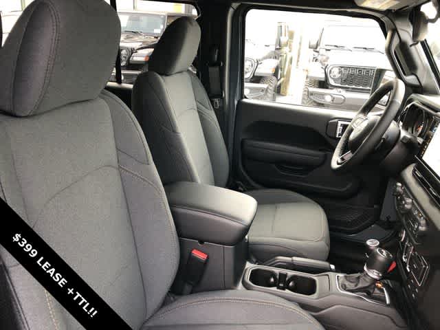 Thumbnail: 2026 Jeep Wrangler - 28