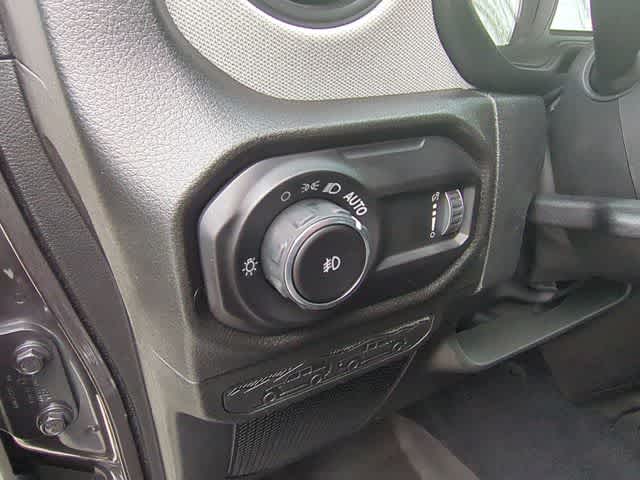 Thumbnail: 2026 Jeep Wrangler - 18