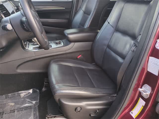 Thumbnail: 2019 Jeep Grand Cherokee - 17