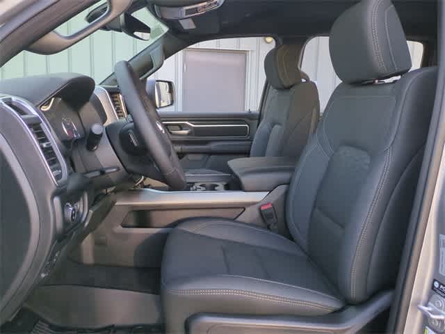 Thumbnail: 2026 RAM 1500 - 17