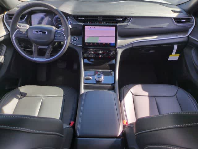 Thumbnail: 2025 Jeep Grand Cherokee L - 16