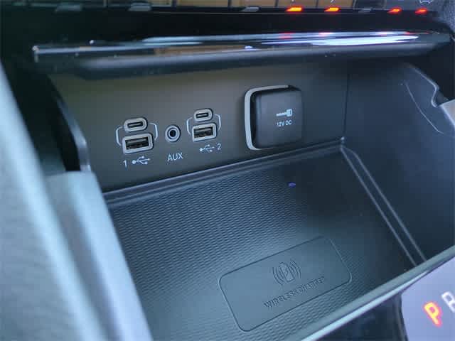 Thumbnail: 2025 Jeep Grand Cherokee - 33