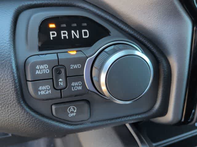 Thumbnail: 2026 RAM 1500 - 32