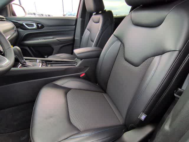 Thumbnail: 2026 Jeep Compass - 17