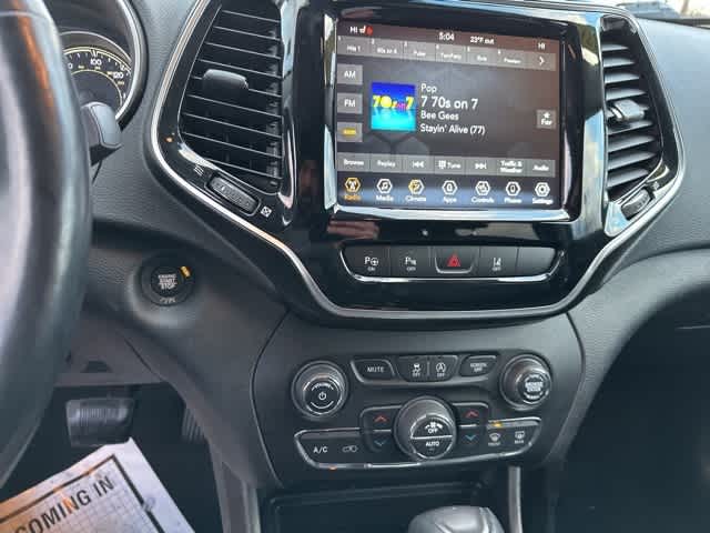 Thumbnail: 2021 Jeep Cherokee - 9