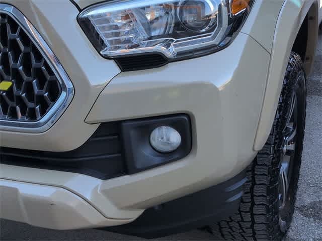 Thumbnail: 2019 Toyota Tacoma - 11