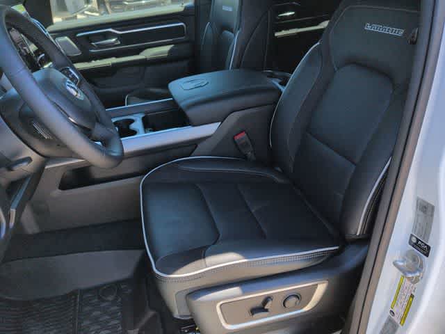 Thumbnail: 2026 RAM 1500 - 17