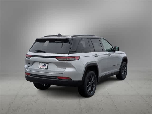 Thumbnail: 2025 Jeep Grand Cherokee - 8