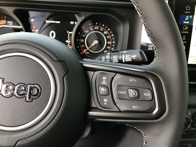 Thumbnail: 2026 Jeep Wrangler - 27