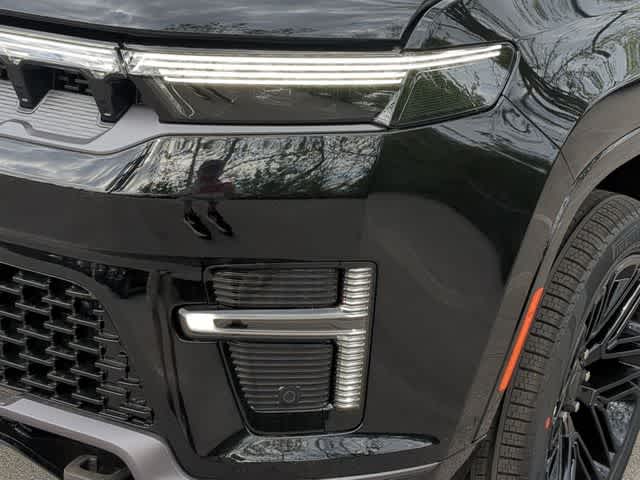 Thumbnail: 2026 Jeep Grand Wagoneer - 11
