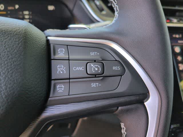 Thumbnail: 2026 Jeep Grand Cherokee - 25