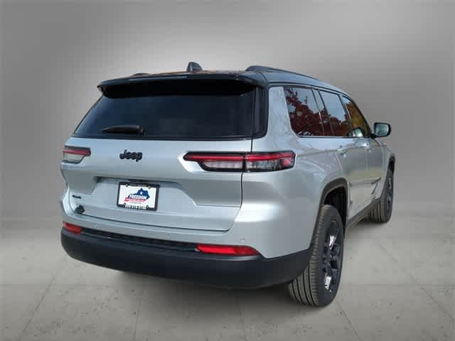 Thumbnail: 2025 Jeep Grand Cherokee L - 8