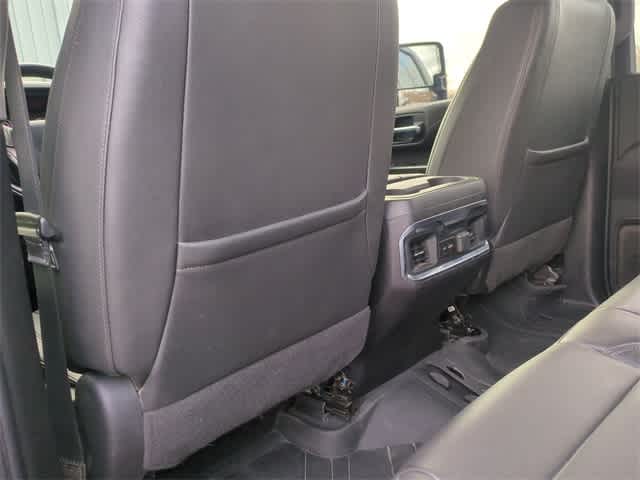 Thumbnail: 2022 Chevrolet Silverado 2500 - 19