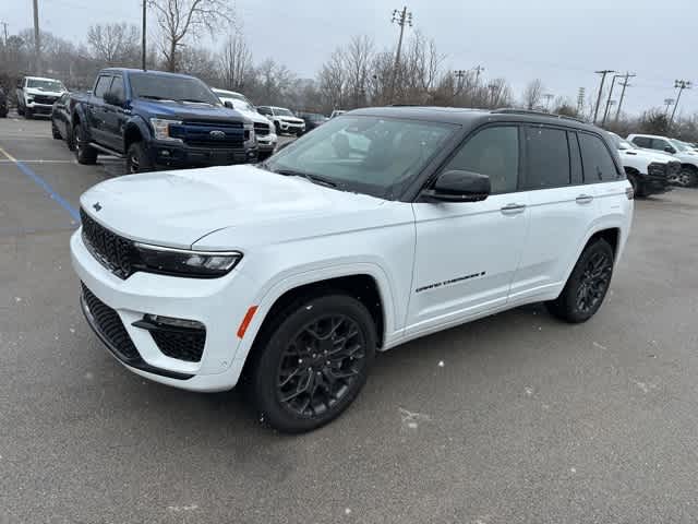 Thumbnail: 2025 Jeep Grand Cherokee - 19