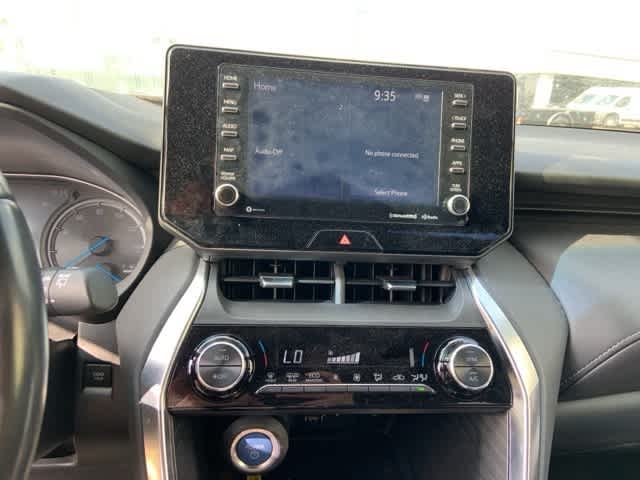 Thumbnail: 2021 Toyota Venza - 6