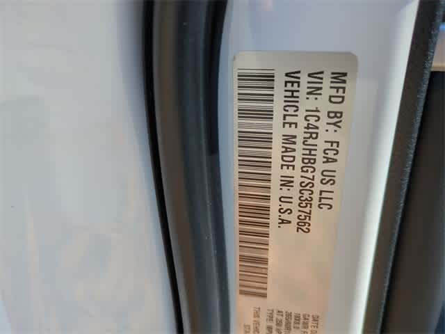 Thumbnail: 2025 Jeep Grand Cherokee - 37