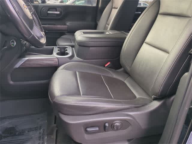 Thumbnail: 2022 Chevrolet Silverado 2500 - 17