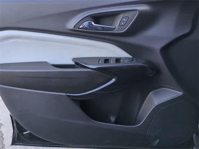 Thumbnail: 2025 Chevrolet Trax - 31