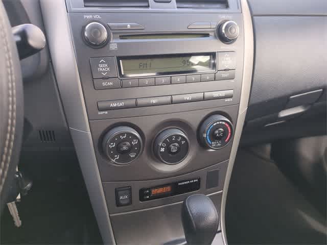 Thumbnail: 2011 Toyota Corolla - 26