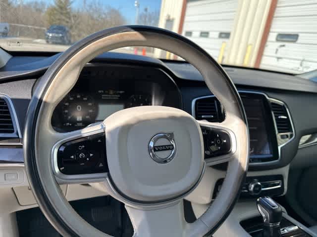 Thumbnail: 2017 Volvo XC90 - 6