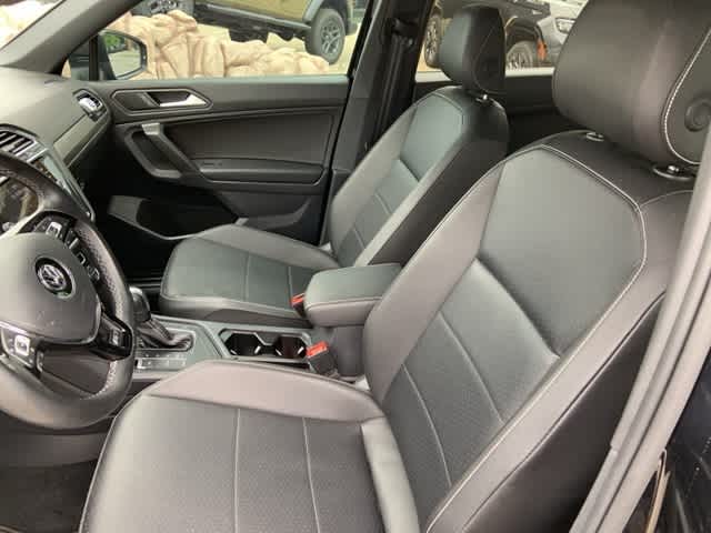 Thumbnail: 2021 Volkswagen Tiguan - 3