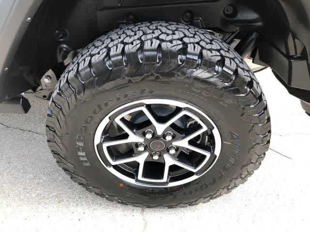 Thumbnail: 2026 Jeep Wrangler - 15