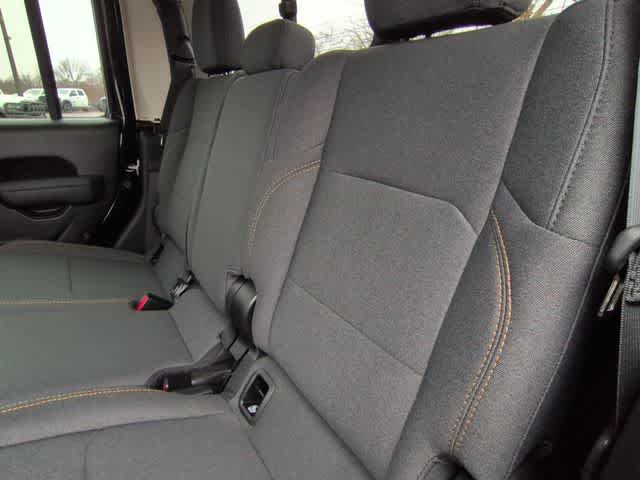 Thumbnail: 2026 Jeep Gladiator - 19