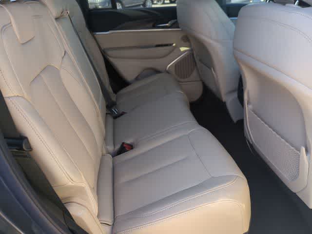 Thumbnail: 2026 Jeep Grand Cherokee - 21