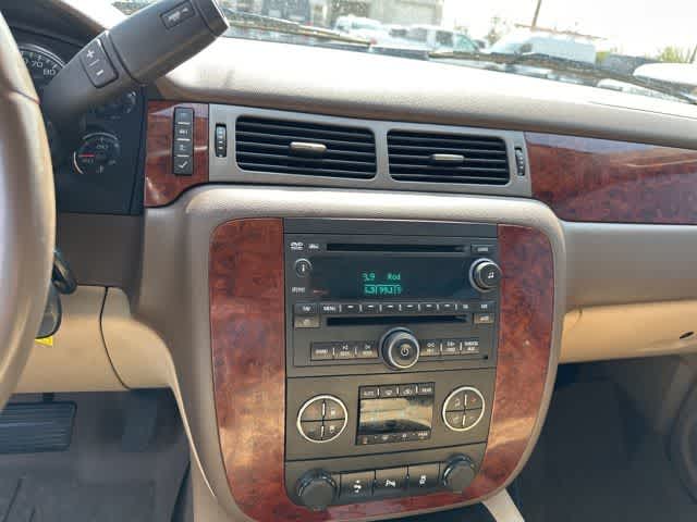 Thumbnail: 2013 Chevrolet Tahoe - 8