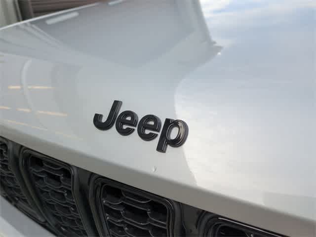 Thumbnail: 2025 Jeep Grand Cherokee L - 12